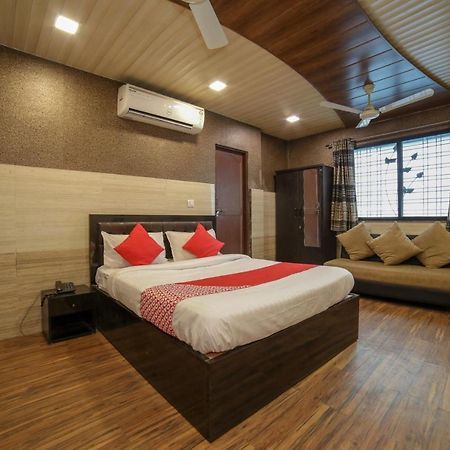 Oyo Flagship Hotel Chandani Rāipur Eksteriør billede