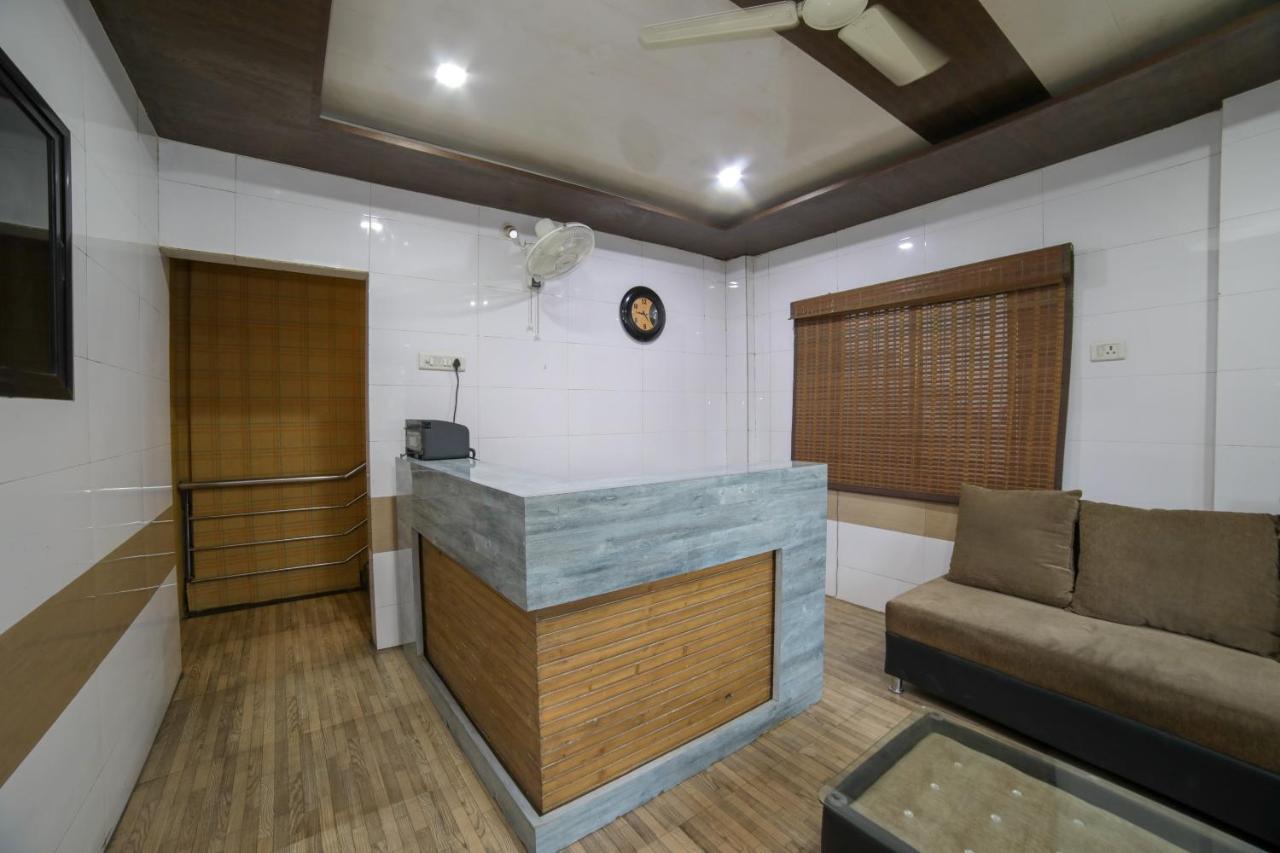 Oyo Flagship Hotel Chandani Rāipur Eksteriør billede