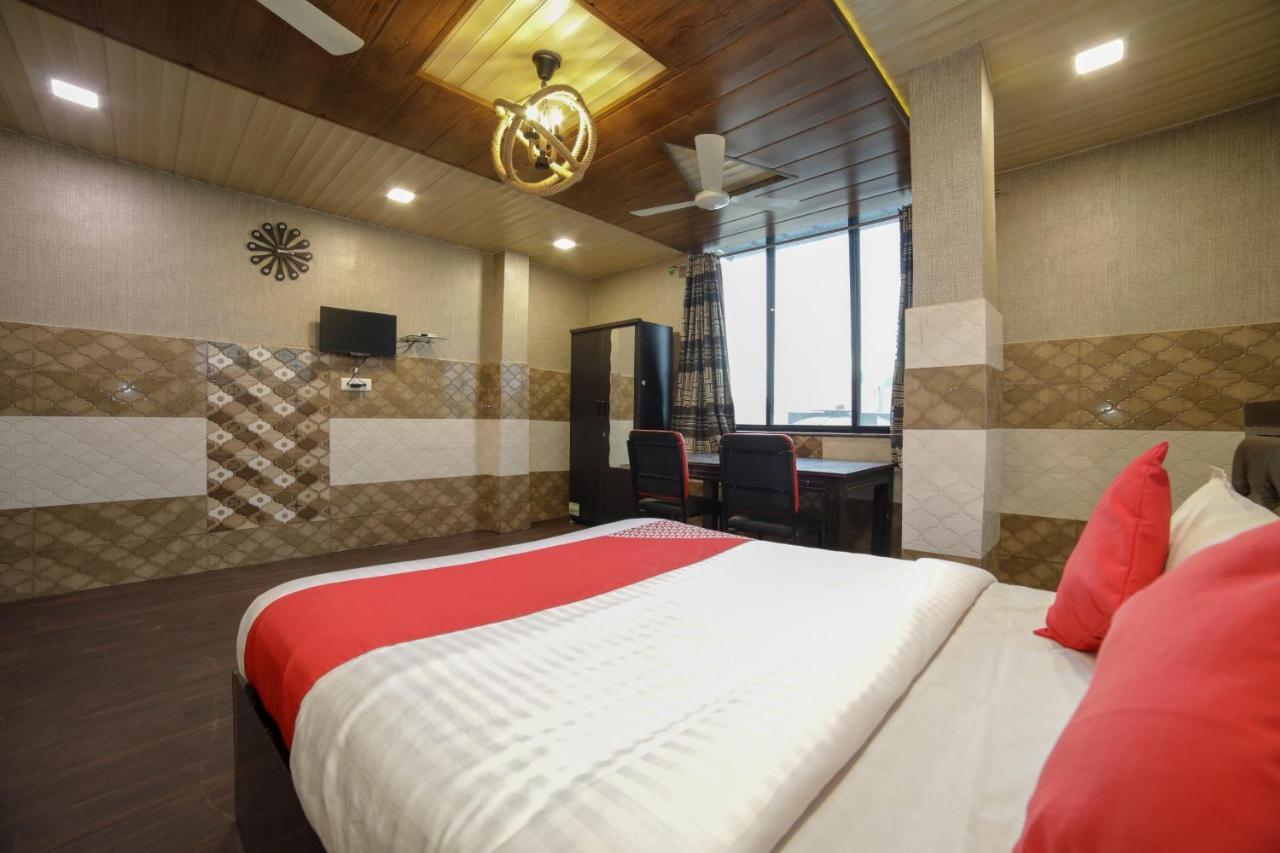 Oyo Flagship Hotel Chandani Rāipur Eksteriør billede