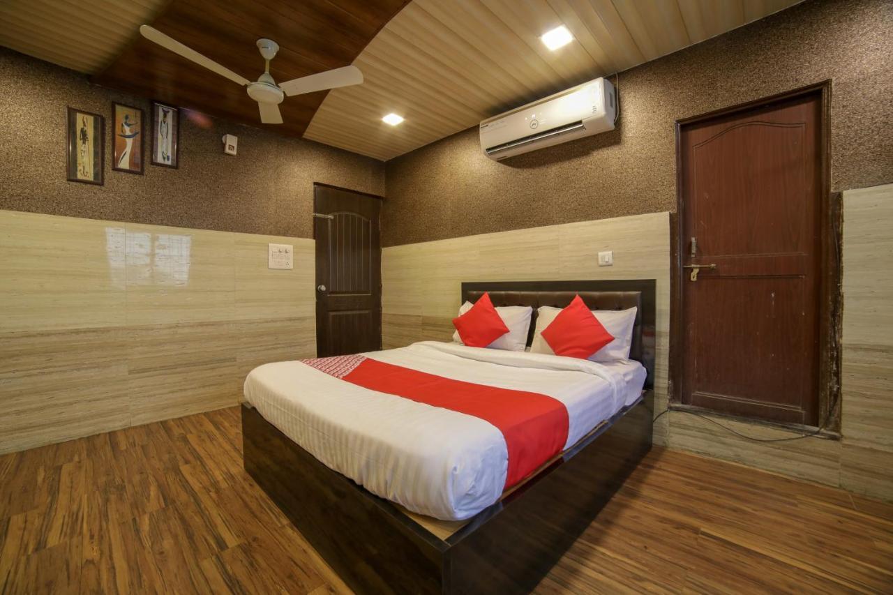 Oyo Flagship Hotel Chandani Rāipur Eksteriør billede